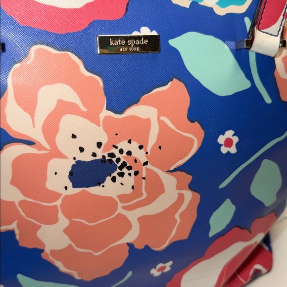 Kate Spade Vibrant Floral Tote - Picture 2 of 8